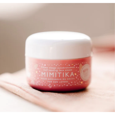 Crme visage auto-bronzante
